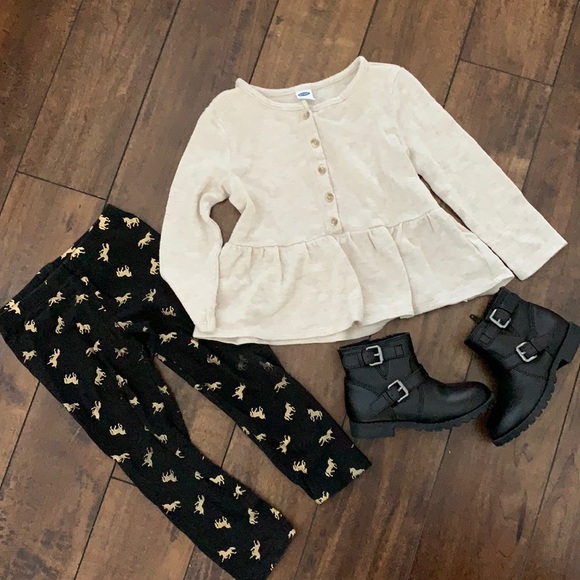 EUC Old Navy Uncorn Boots Outfit 3t Sz 8 boots - Picture 1 of 6